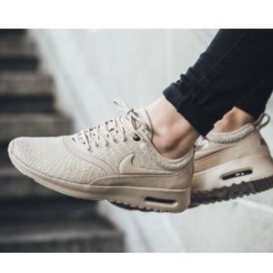 Nike Air Max Thea Ultra SE in Oatmeal